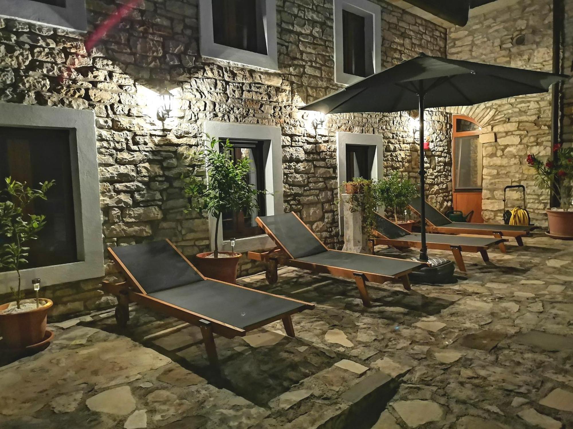 Villa Rustica ブイェ エクステリア 写真