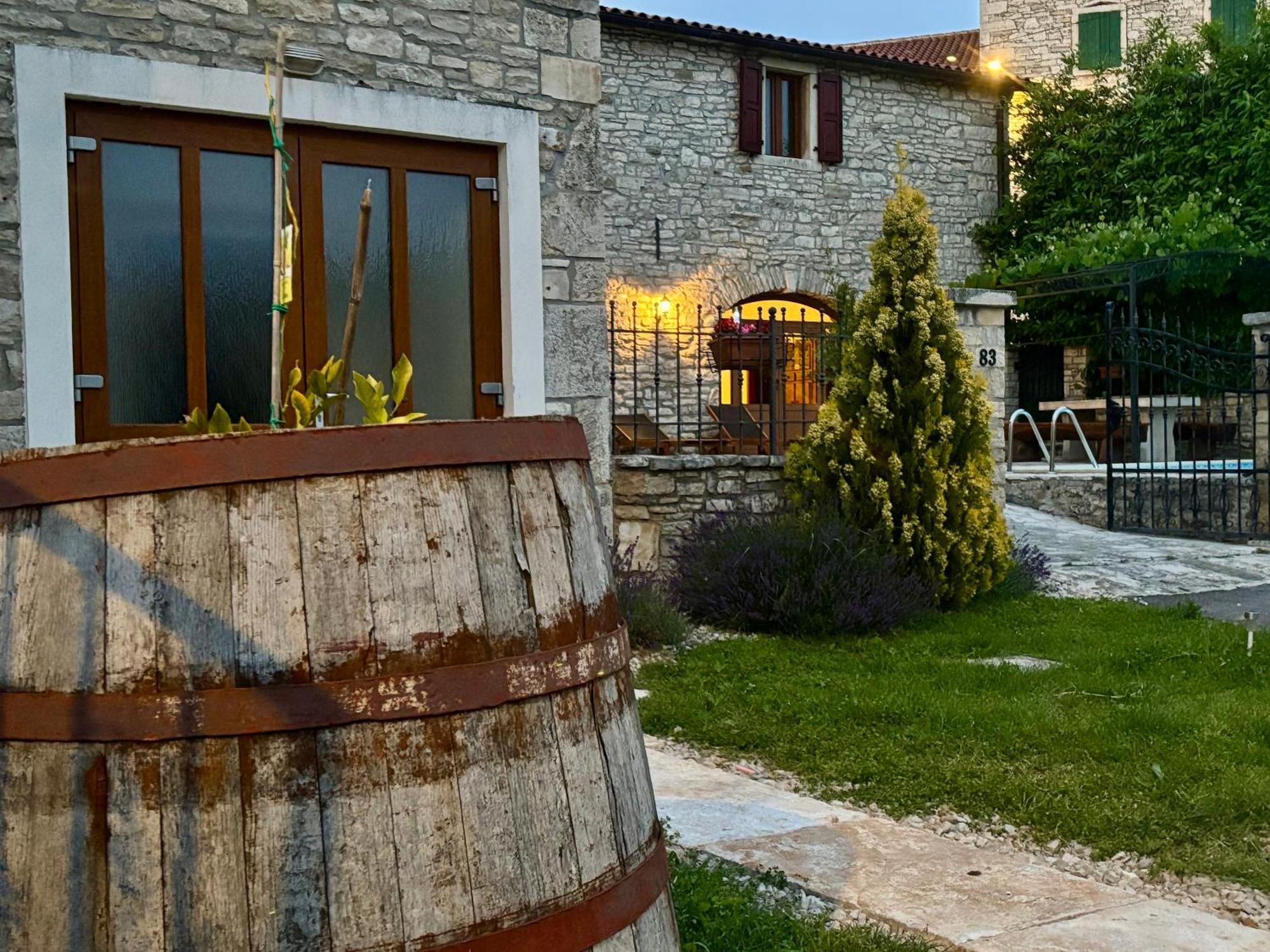 Villa Rustica ブイェ エクステリア 写真